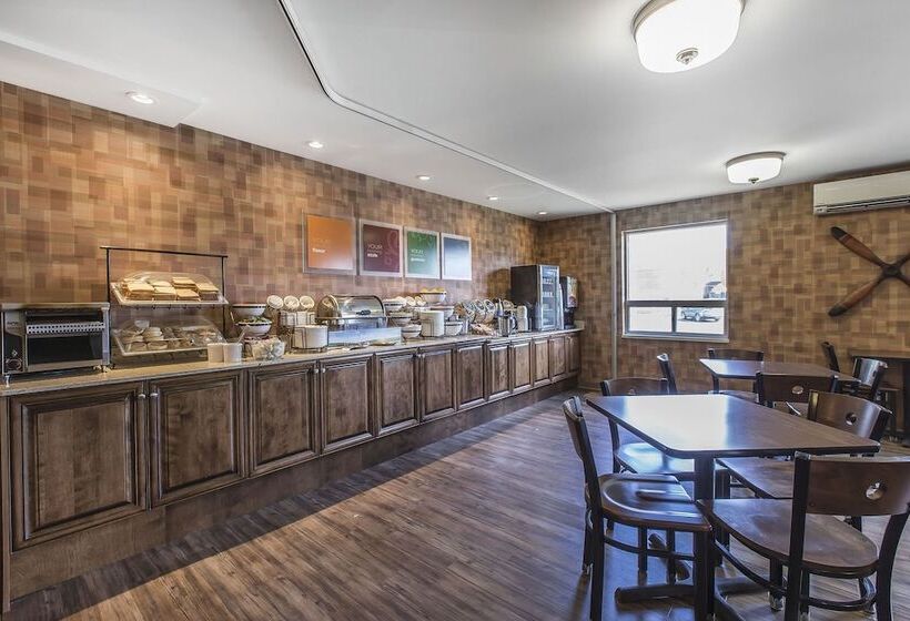 Отель Comfort Inn   Gander