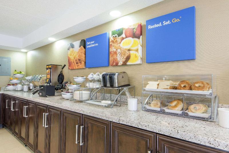 فندق Comfort Inn Lakeshore