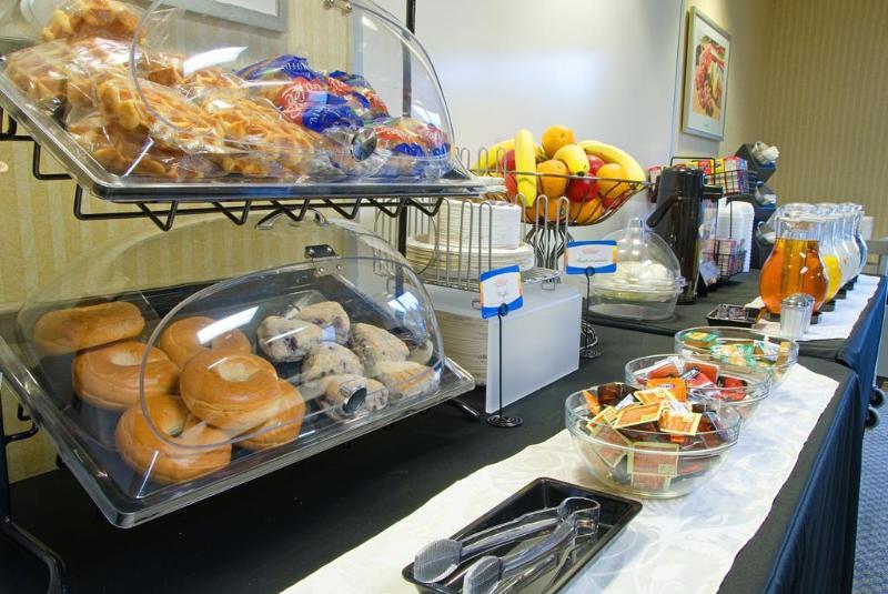 فندق Comfort Inn Lakeshore