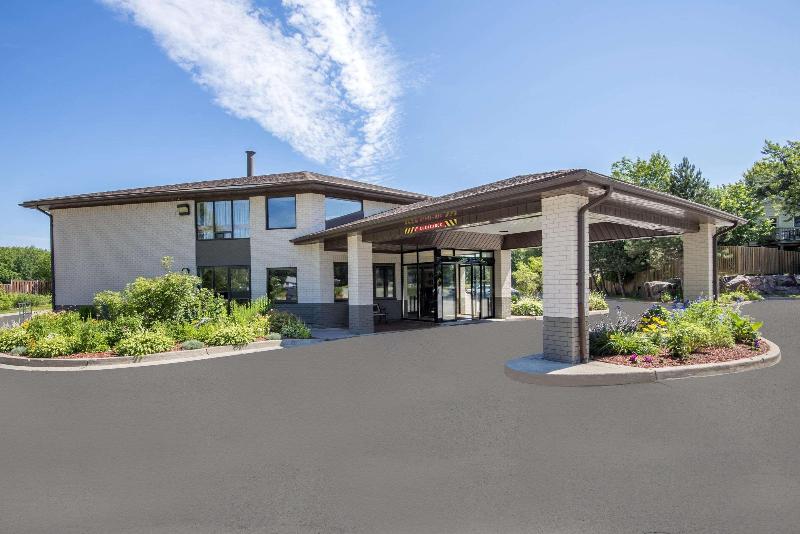 فندق Comfort Inn Lakeshore