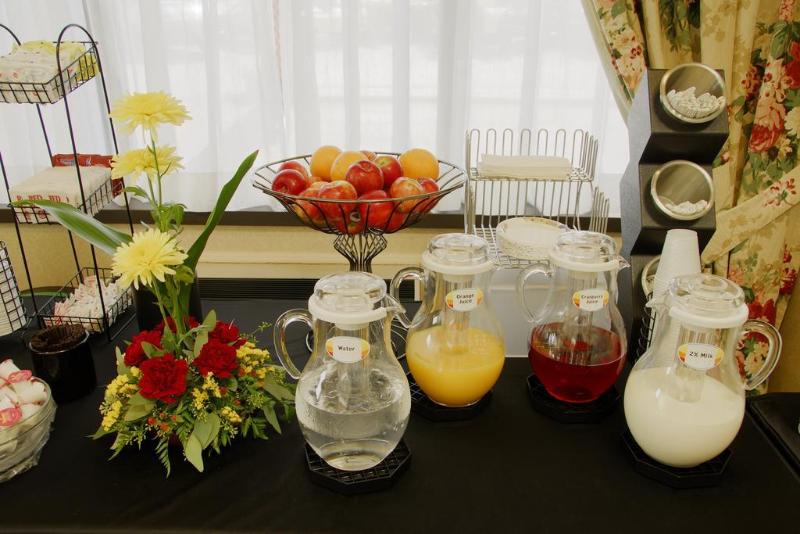 בית מלון כפרי Comfort Inn Lakeshore