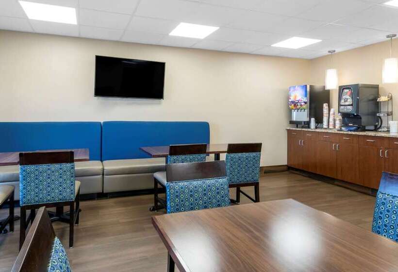 בית מלון כפרי Comfort Inn