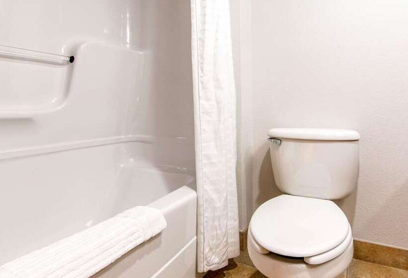 Отель Comfort Inn & Suites Shawinigan