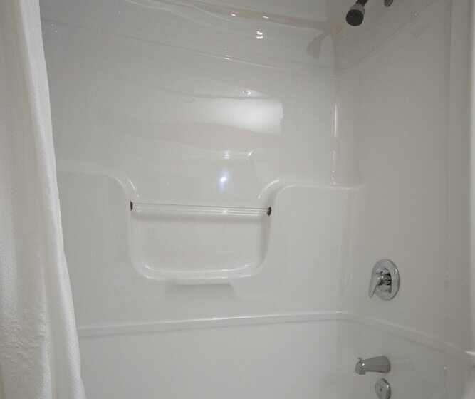 Отель Comfort Inn & Suites Shawinigan