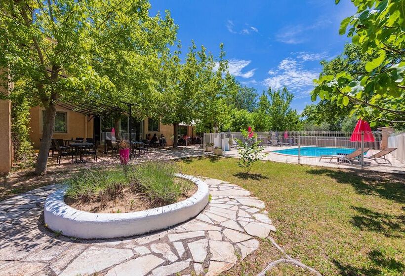 Logis Hotel Noemys Pont De L Etoile