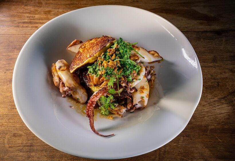 Logis Hotel Noemys Pont De L Etoile