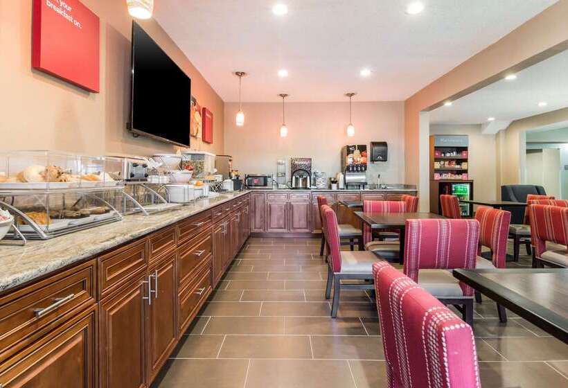 فندق Comfort Suites