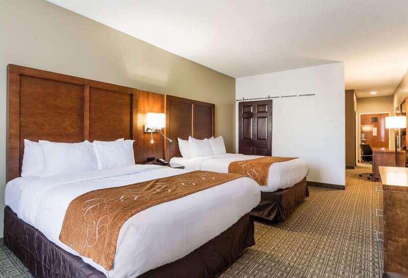 فندق Comfort Suites