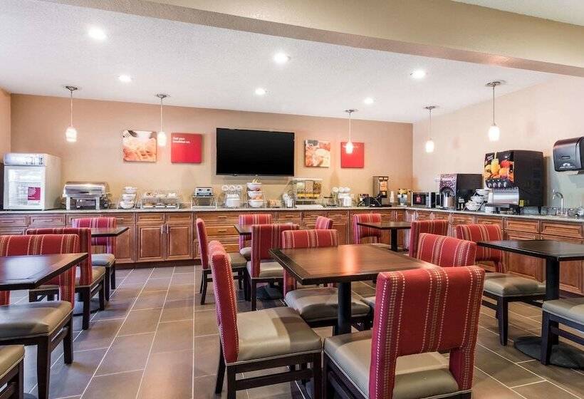 فندق Comfort Suites