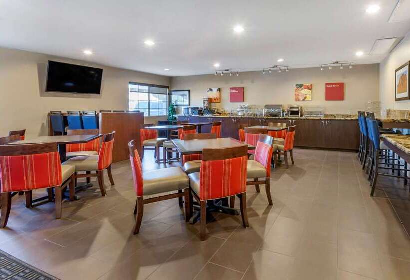 هتل Comfort Suites Phoenix Airport