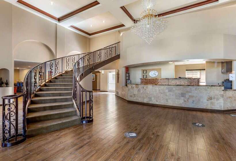 هتل Comfort Suites Phoenix Airport