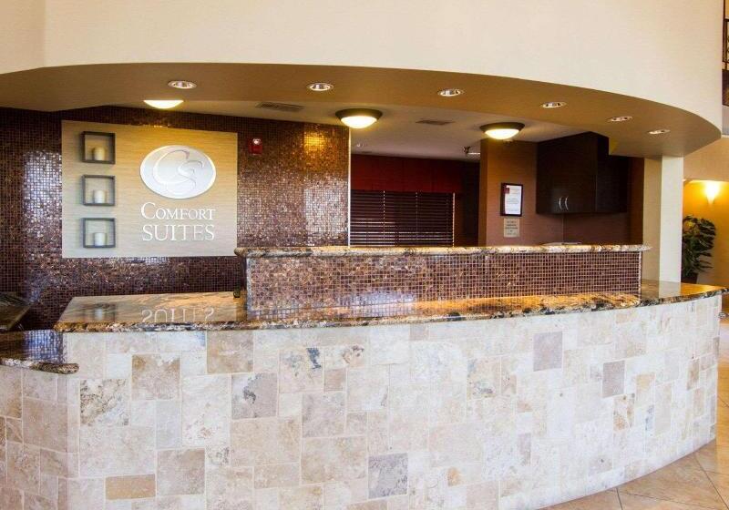 هتل Comfort Suites Phoenix Airport