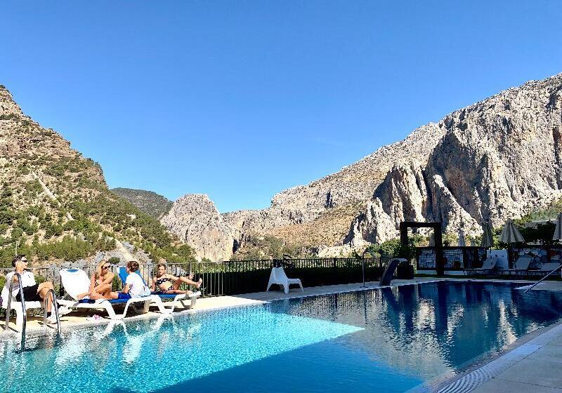 Отель Complejo Turistico La Garganta