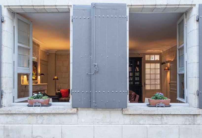 Отель De Biencourt