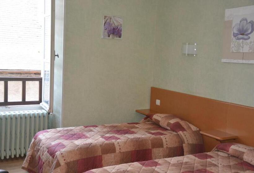 فندق Logis Hôtel De France