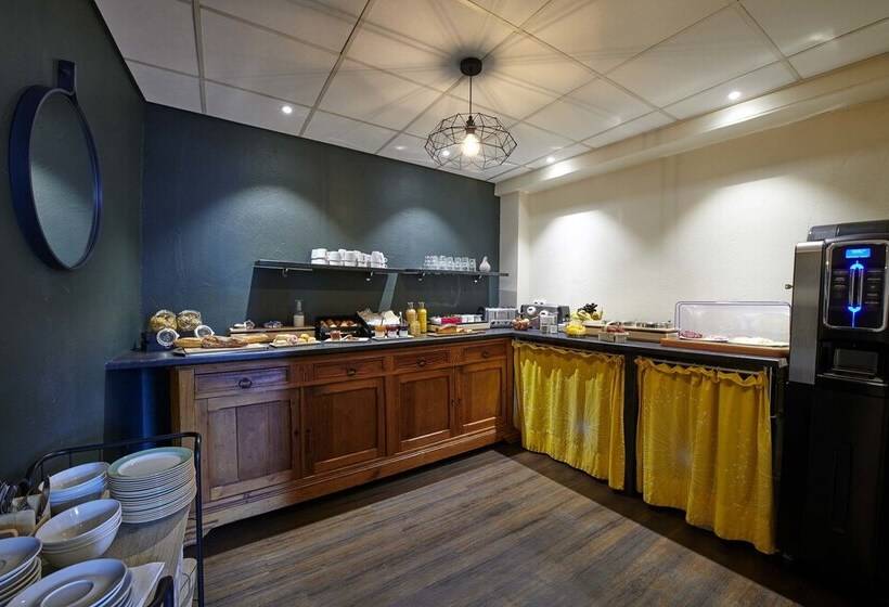 ホテル Hôtel De France   Beaune