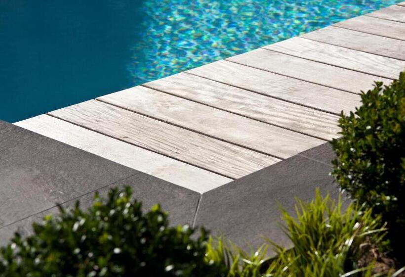 Отель De L Octroi