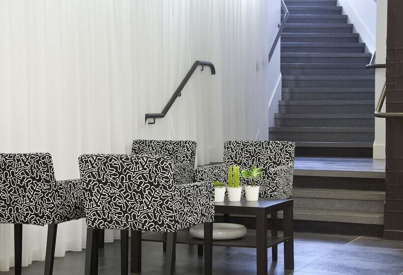 Отель De L Octroi