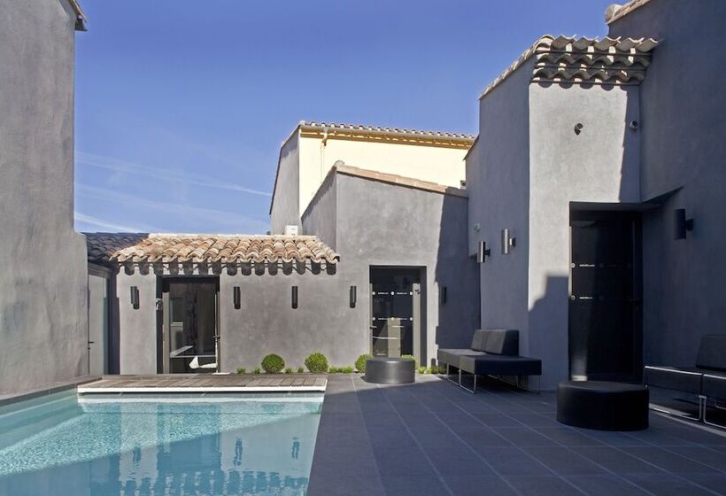 Отель De L Octroi