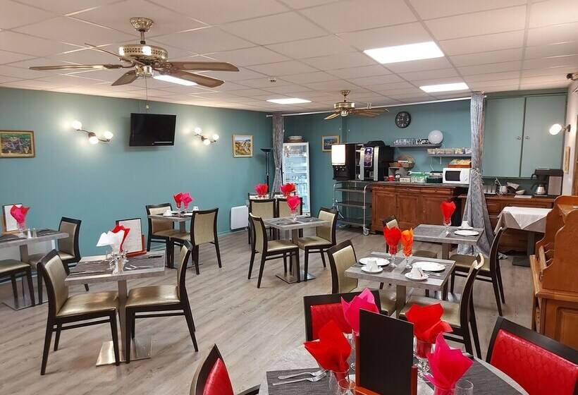 בית מלון כפרי De La Paix