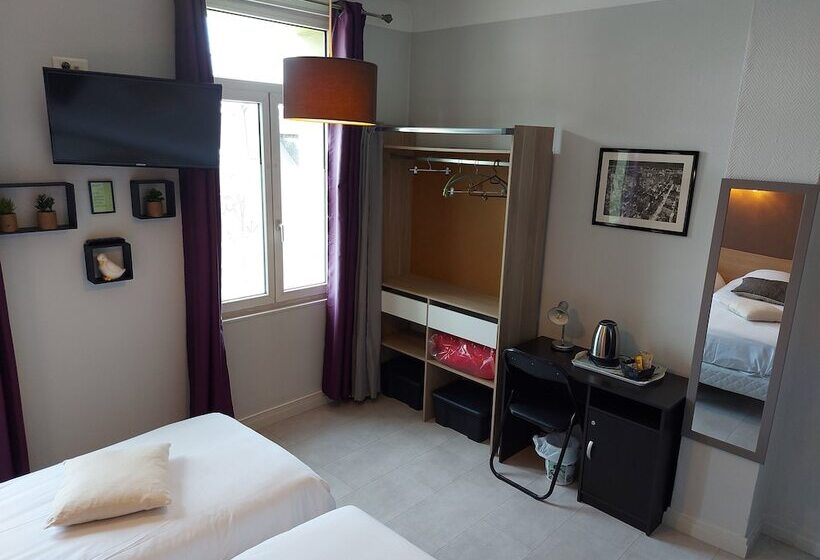 בית מלון כפרי De La Paix