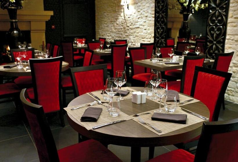 Logis  Hotel & Restaurant De La Place