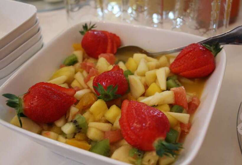 בית מלון כפרי Hôtel De Paris Restaurant Bistronomy