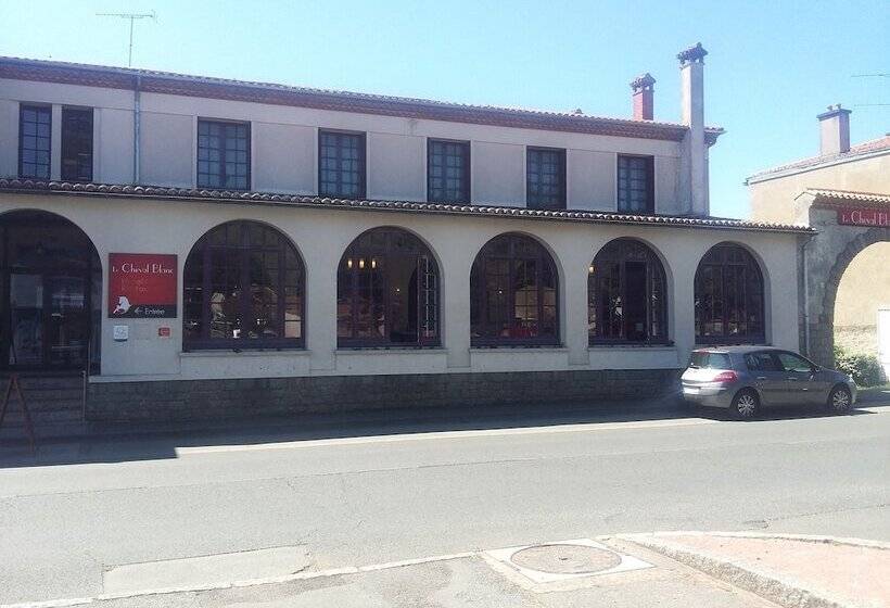 ホテル Du Cheval Blanc