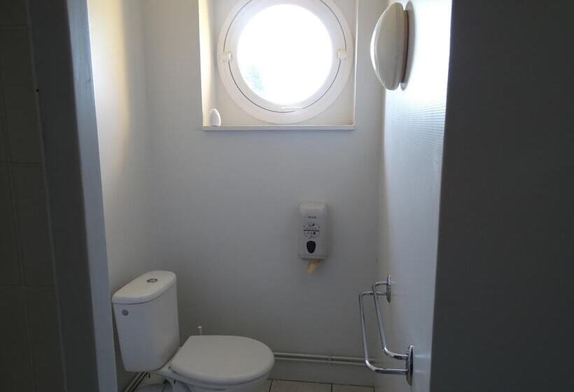 Отель Du Cheval Blanc