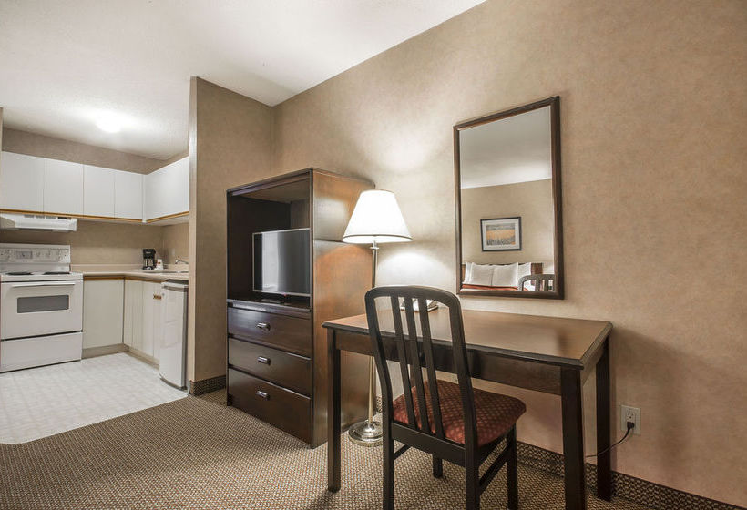 فندق Econo Lodge & Suites