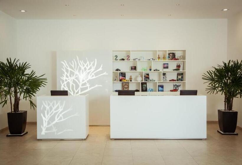 هتل Fiesta Inn Periferico Sur