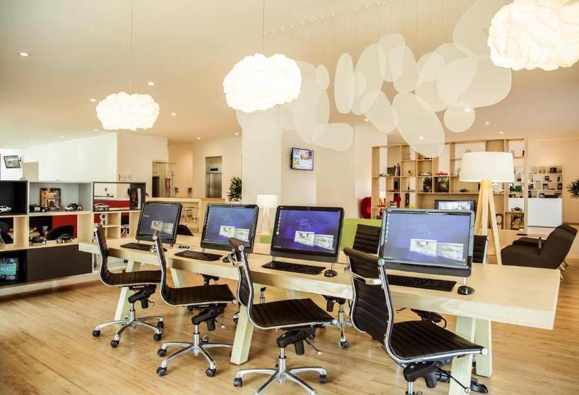 هتل Fiesta Inn Periferico Sur