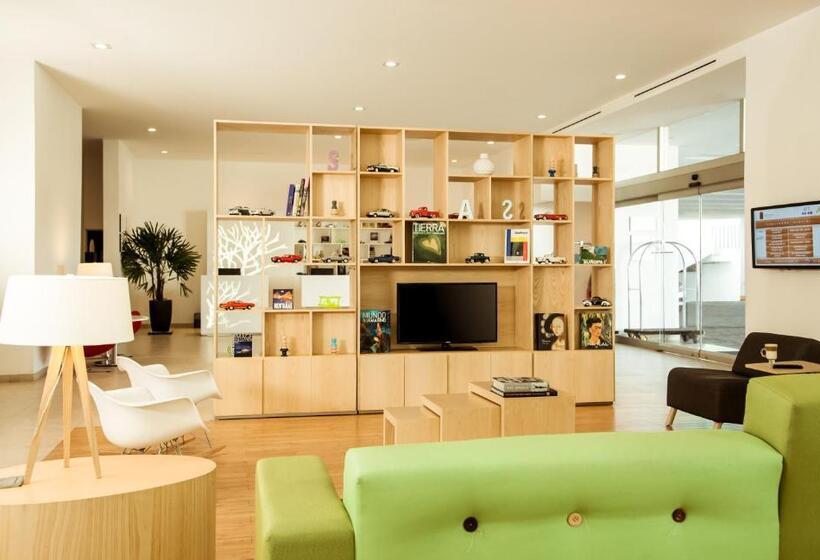 هتل Fiesta Inn Periferico Sur