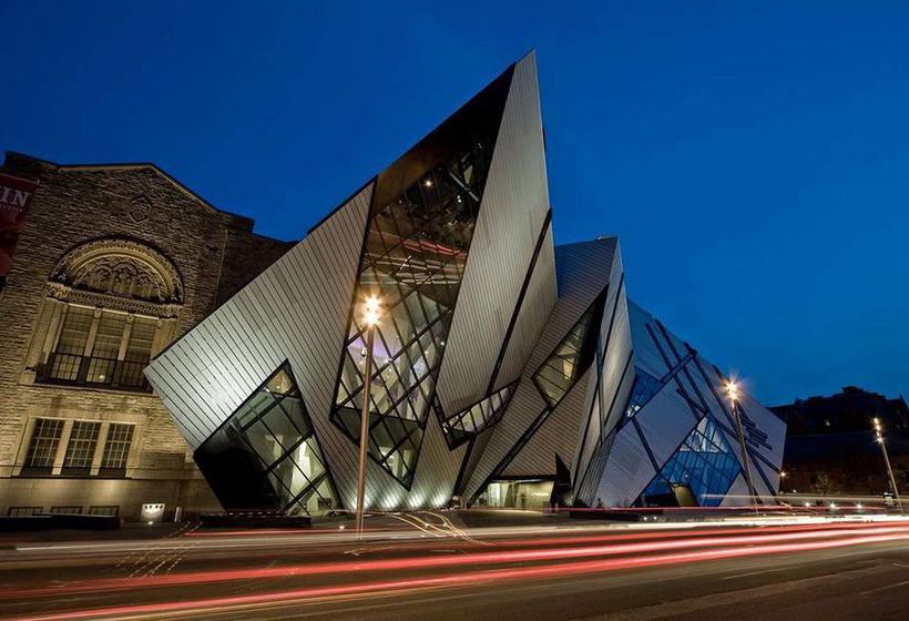 Отель Hilton Garden Inn Toronto City Centre