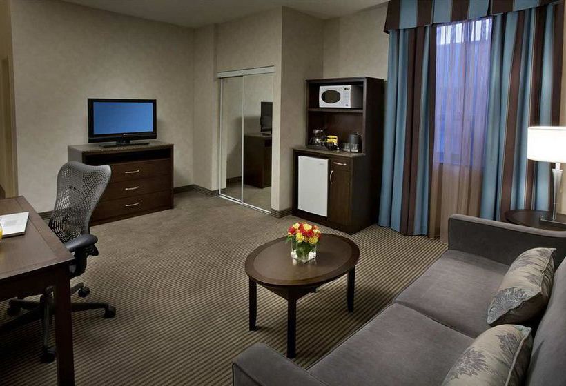 Отель Hilton Garden Inn Toronto City Centre