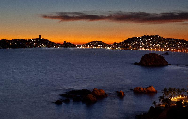 בית מלון כפרי Holiday Inn Resort Acapulco