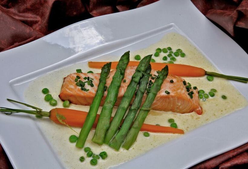 فندق Hostellerie La Charmille