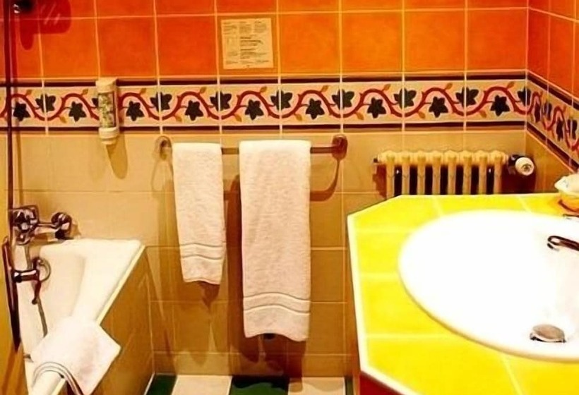 فندق Hostellerie La Charmille