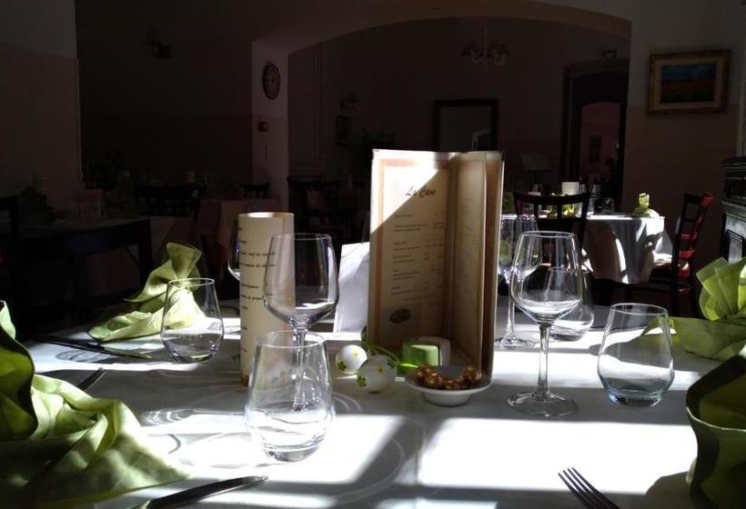 Отель Hostellerie De La Crémaillère