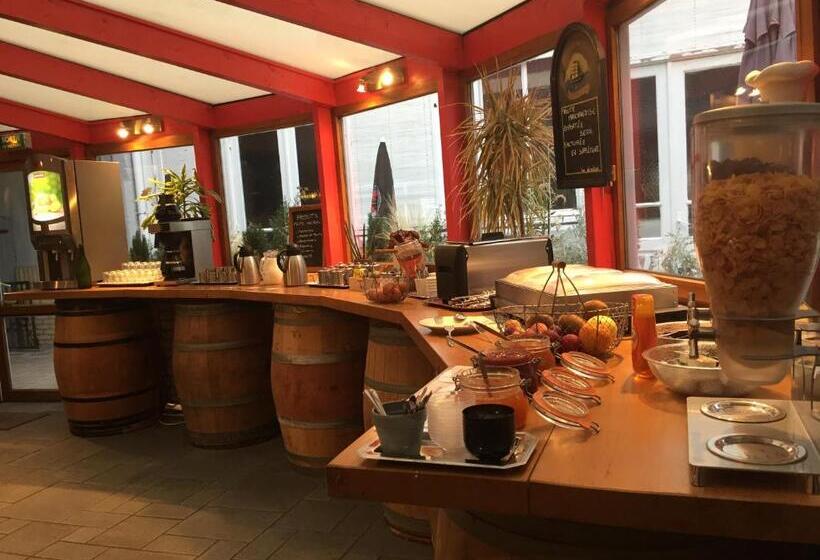 酒店 Hôtel   Restaurant Au Tonnelier