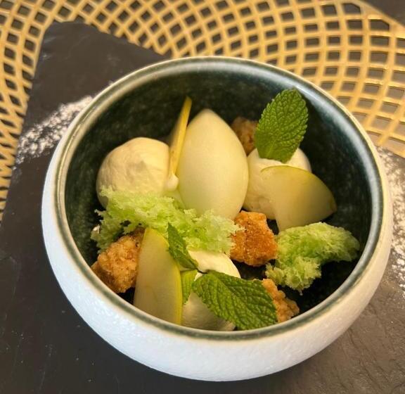 La Glycine Hotel Et Spa