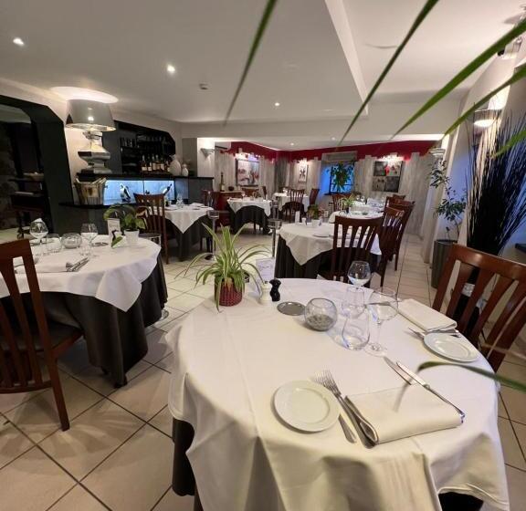 La Glycine Hotel Et Spa