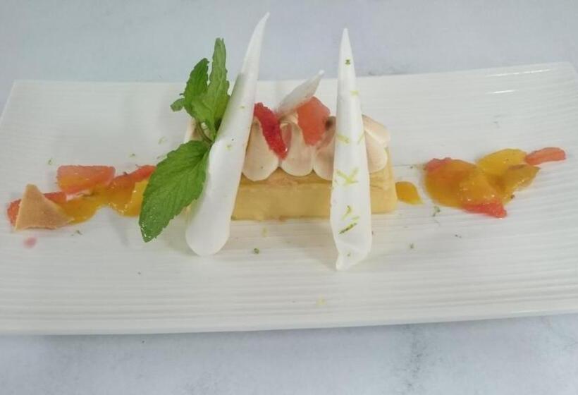 La Glycine Hotel Et Spa