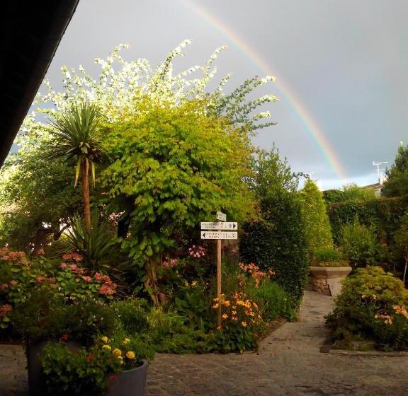 בית מלון כפרי Hôtel De La Croix D Or