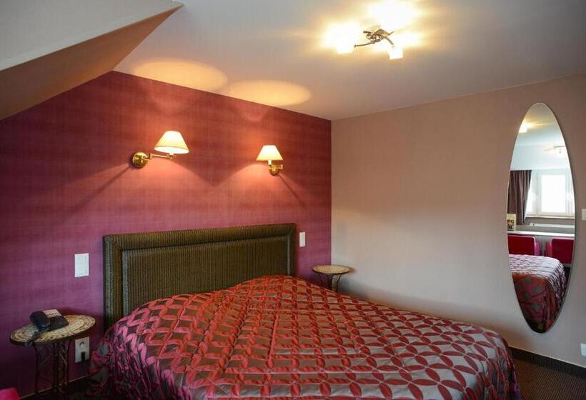 בית מלון כפרי Hôtel De La Croix D Or