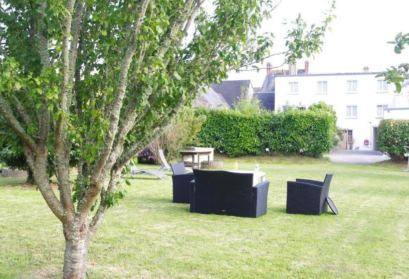 Отель Hôtel De Paris