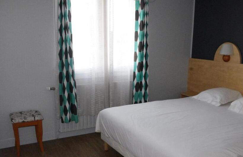 Отель Hôtel De Paris