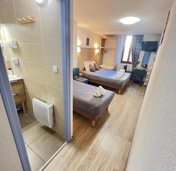 فندق Hôtel Du Cheval Blanc Barcelonnette