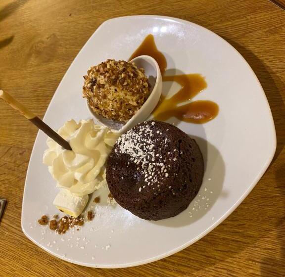 Отель Hôtel Du Grand Mont