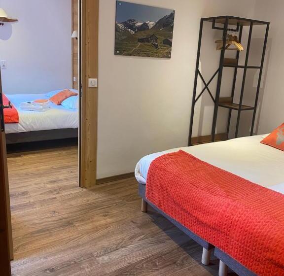 Отель Hôtel Du Grand Mont